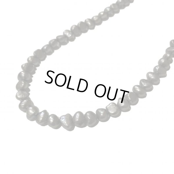 画像2: SPARKING / potato black pearl necklace (2)