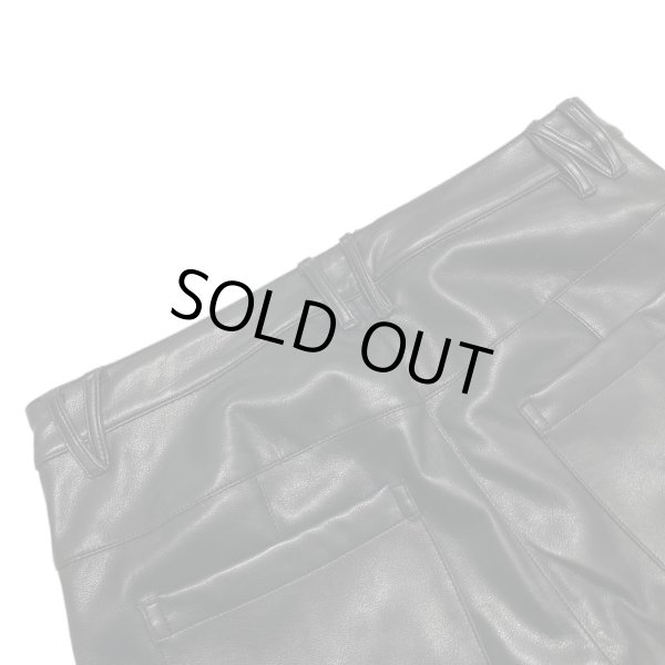 画像4: LAST NEST / faux leather slim trouser (4)